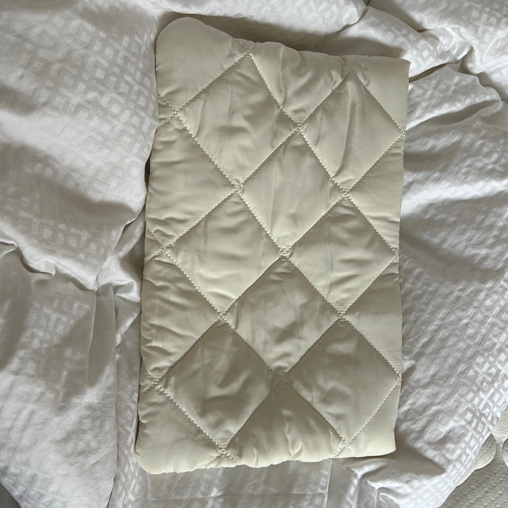 White Zara pillow clutch